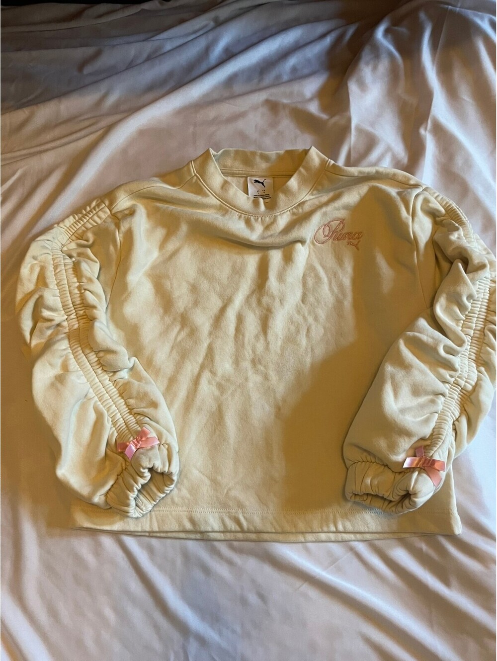 Puma cream ruffle sleeve sweatshirt girls